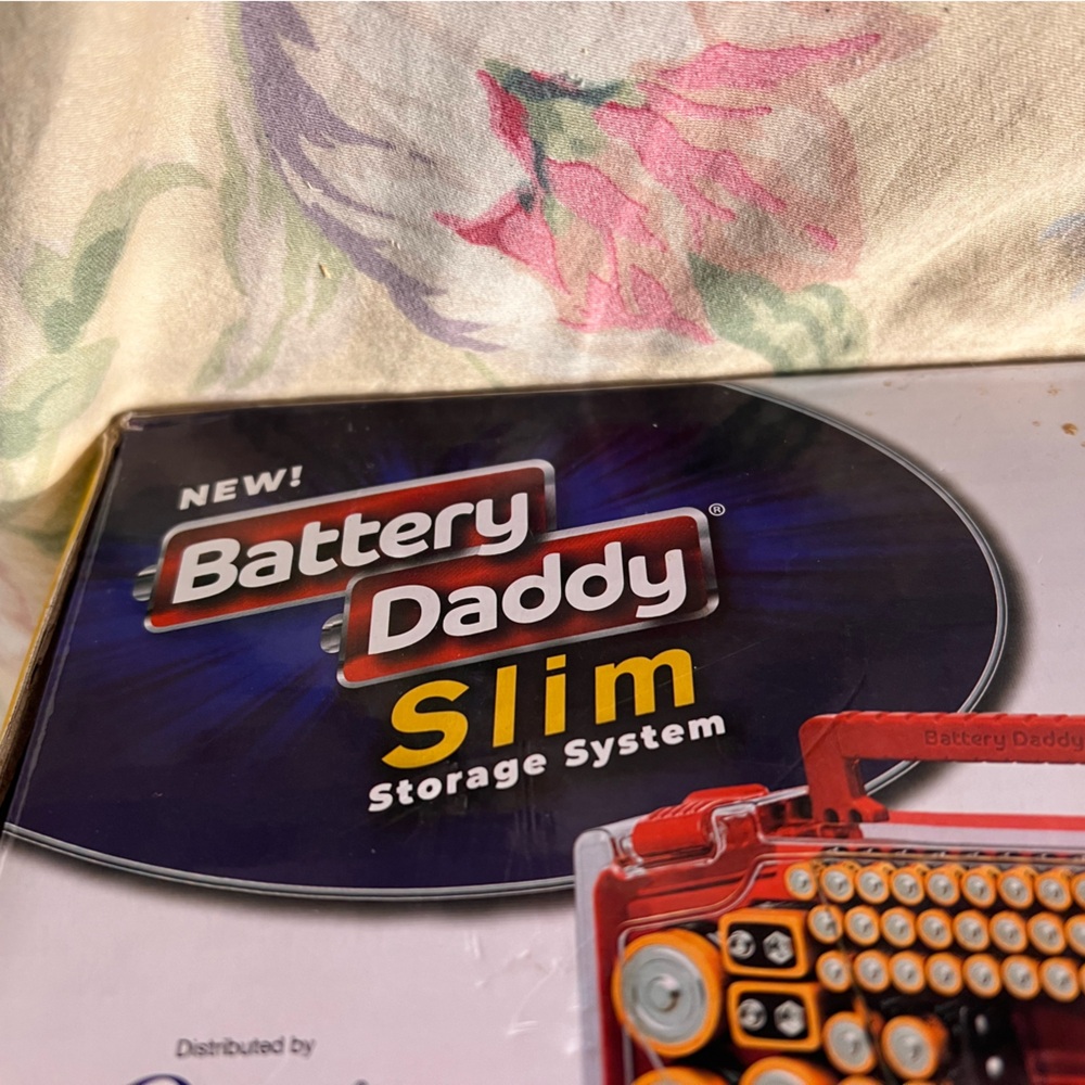 Slim Storage System - Red - Picture 11 of 12
